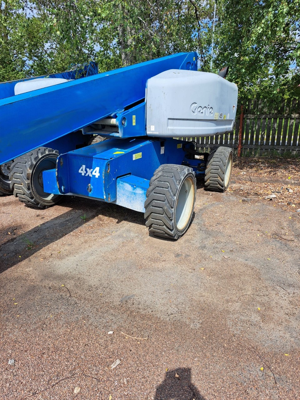 Sold - Articulated Boom Lift - View 2